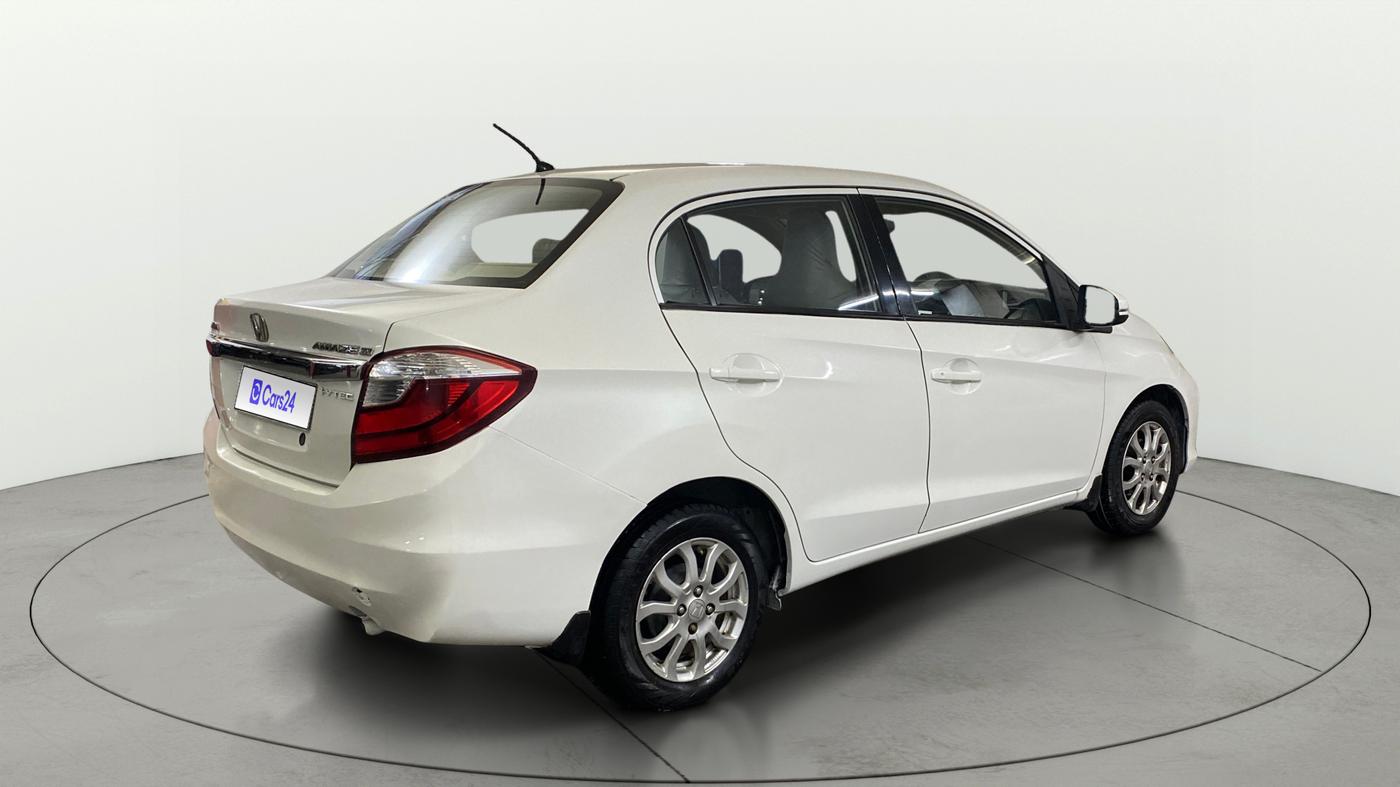 2017 Honda Amaze 1.2L I-VTEC VX AT, Petrol, Automatic, 1,08,147 km, Right Back Diagonal