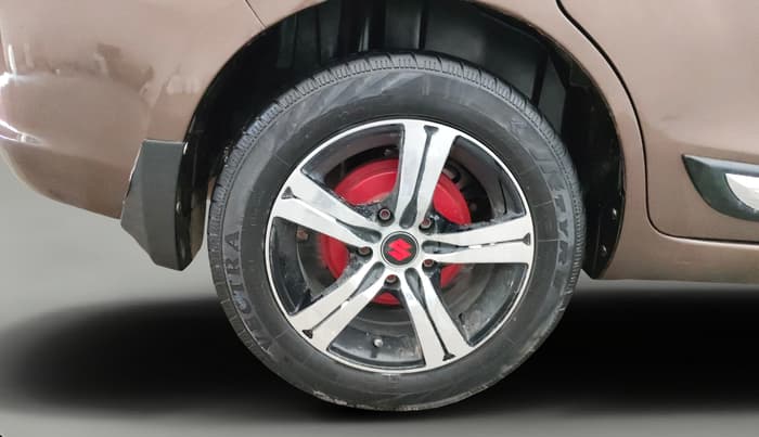 2013 Maruti Ertiga VXI, Petrol, Manual, 94,964 km, Right Rear Wheel