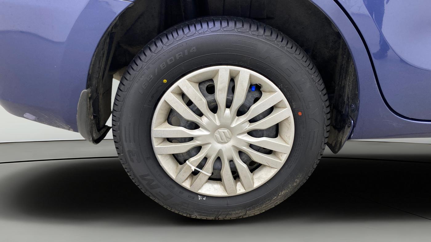 2024 Maruti Dzire VXI CNG, CNG, Manual, 54,810 km, Right Rear Wheel