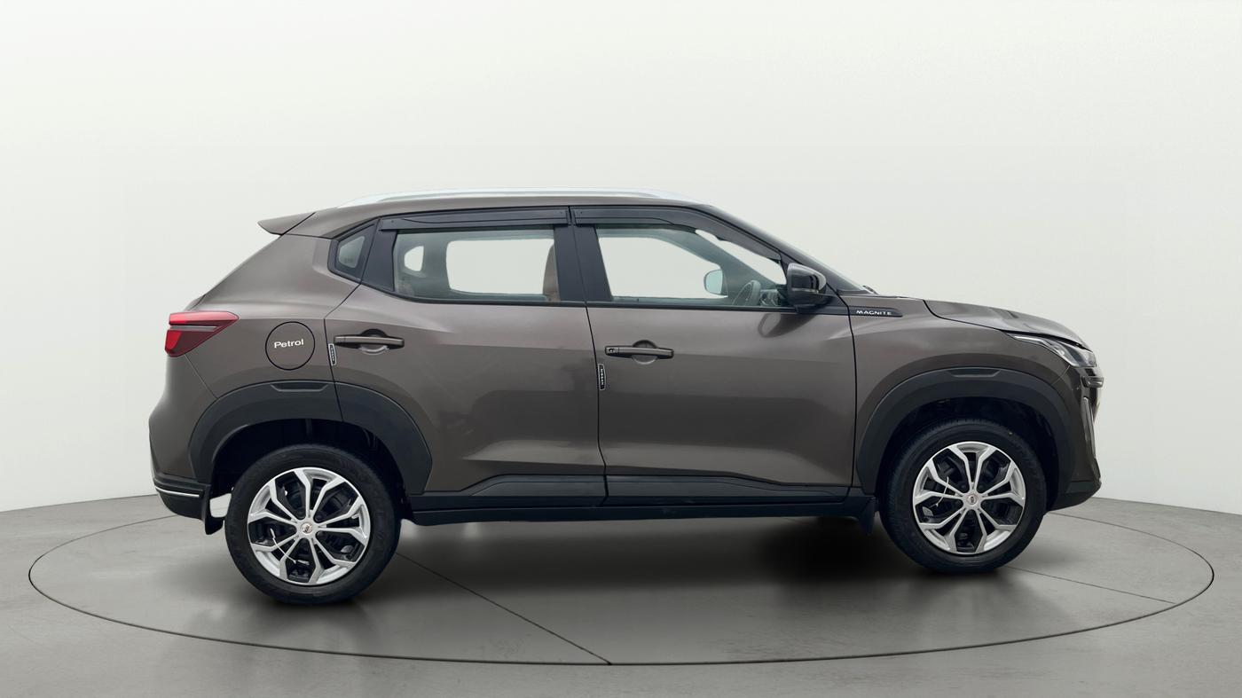 2022 Nissan MAGNITE XL, Petrol, Manual, 54,684 km, Right Side View