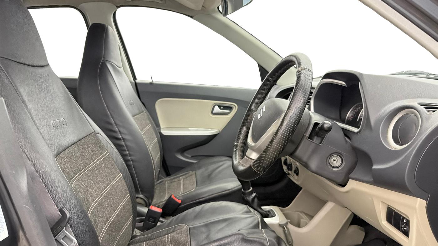 2015 Maruti Alto K10 VXI, Petrol, Manual, 68,293 km, Right Side Front Door Cabin