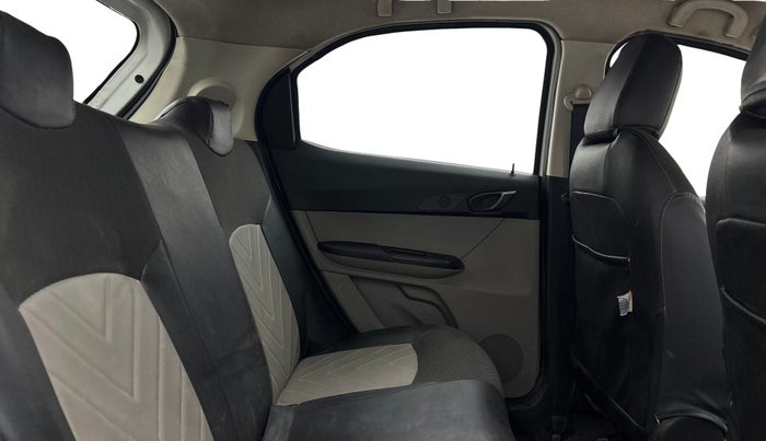 2019 Tata Tiago XZ PETROL, Petrol, Manual, 1,06,289 km, Right Side Rear Door Cabin
