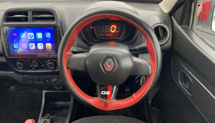 2017 Renault Kwid RXT 02 Anniversary Edition, Petrol, Manual, 98,354 km, Steering Wheel Close Up