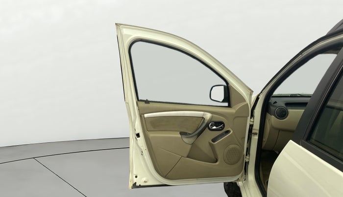 2013 Nissan Terrano XL D THP 110 PS, Diesel, Manual, 1,42,835 km, LHS Front Door