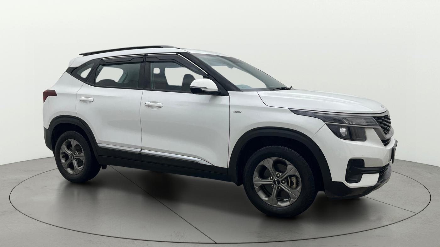2023 KIA SELTOS HTK PLUS 1.5 IMT, Petrol, Manual, 19,457 km, Right Front Diagonal