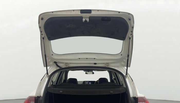 2022 Hyundai NEW I20 SPORTZ 1.2 MT, Petrol, Manual, 35,834 km, Boot Door Open