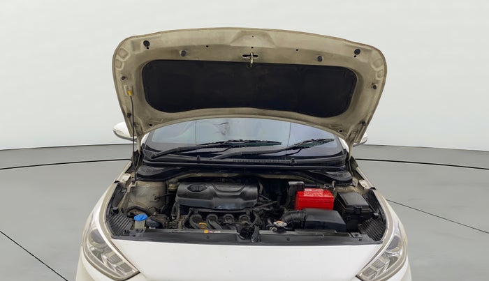 2017 Hyundai Verna 1.6 VTVT SX (O) AT, Petrol, Automatic, 71,150 km, Open Bonet