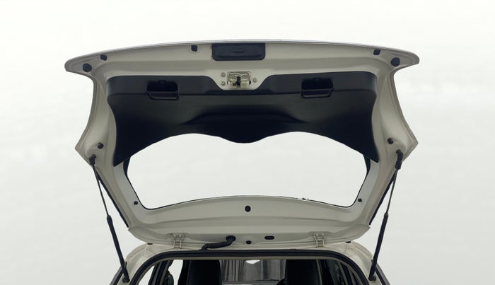 2019 Maruti Swift VXI AMT, Petrol, Automatic, 40,569 km, Boot Door Open