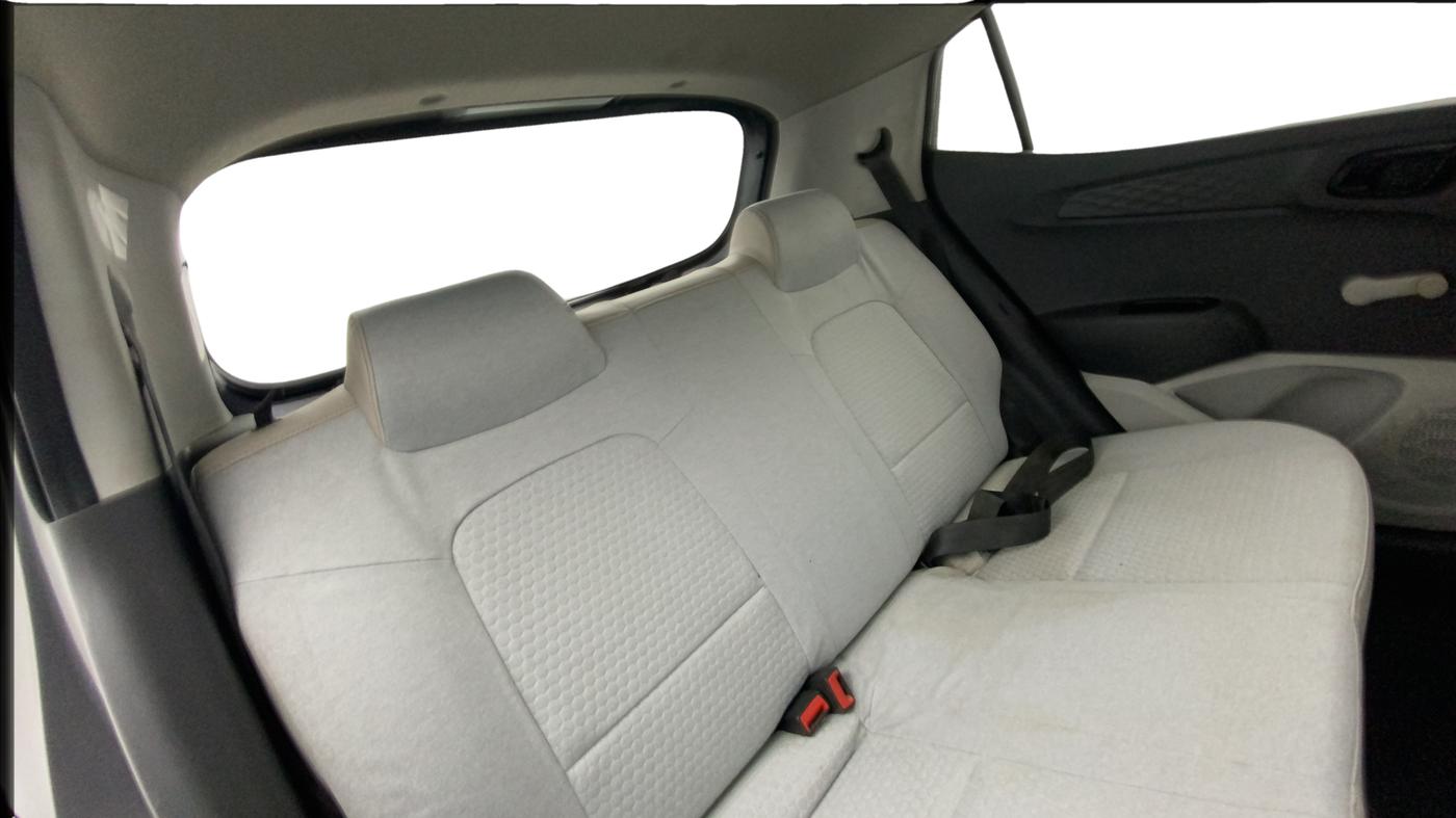 2019 Hyundai GRAND I10 NIOS ERA 1.2 KAPPA VTVT, Petrol, Manual, 1,50,554 km, Right Side Rear Door Cabin
