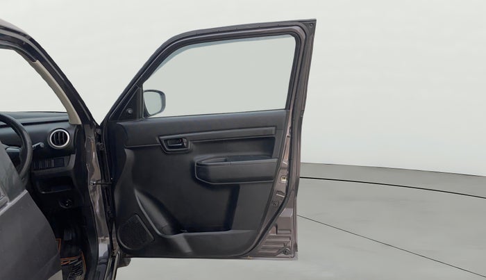 2020 Maruti S PRESSO VXI PLUS AMT, Petrol, Automatic, 28,539 km, RHS Front Door