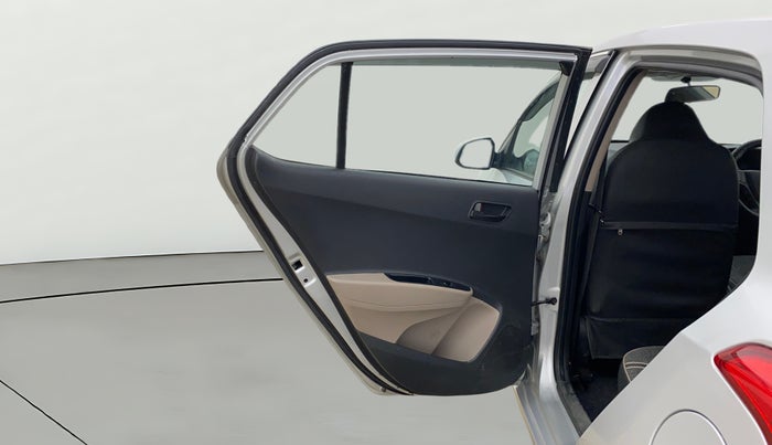 2018 Hyundai Grand i10 MAGNA 1.2 KAPPA VTVT, Petrol, Manual, 30,514 km, LHS Rear Door