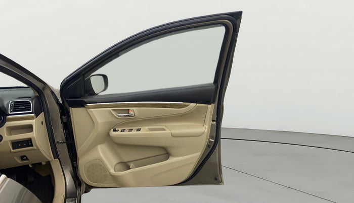 2022 Maruti Ciaz ZETA 1.5 SHVS MT PETROL, Petrol, Manual, 75,762 km, RHS Front Door