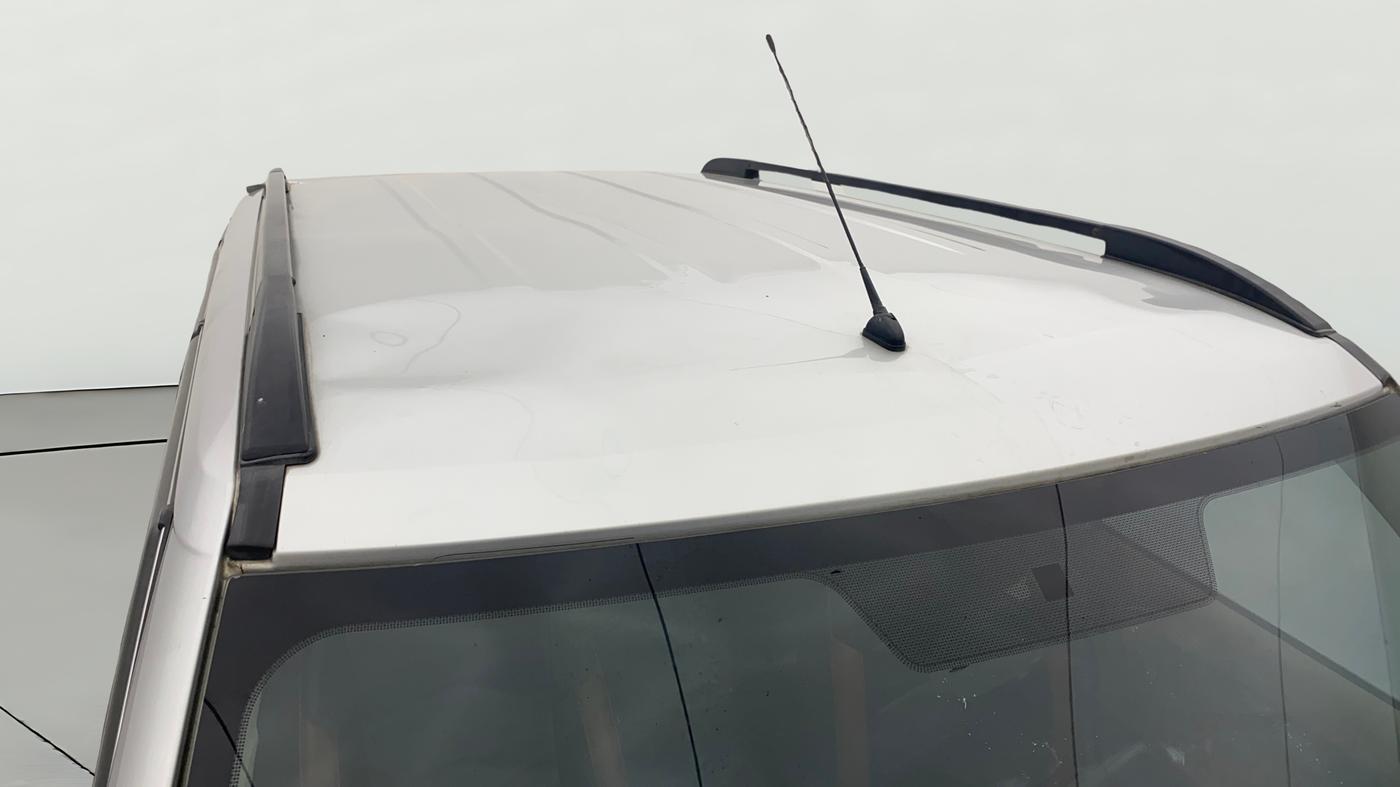 2019 Mahindra TUV300 T6 PLUS, Diesel, Manual, 69,354 km, Roof