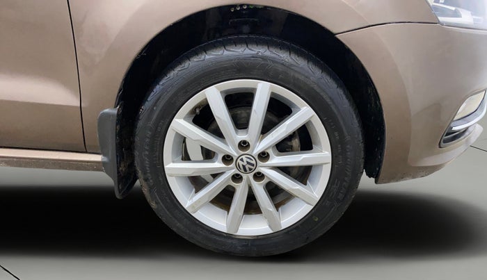 2018 Volkswagen Polo HIGHLINE PLUS 1.2(16 ALLOY, Petrol, Manual, 51,699 km, Right Front Wheel