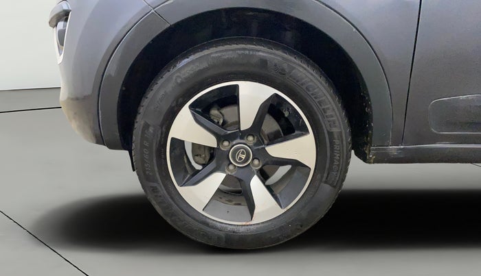 2019 Tata NEXON XZA PLUS PETROL, Petrol, Automatic, 76,863 km, Left Front Wheel