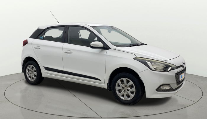 2017 Hyundai Elite i20 SPORTZ 1.4 CRDI, Diesel, Manual, 1,12,064 km, Right Front Diagonal