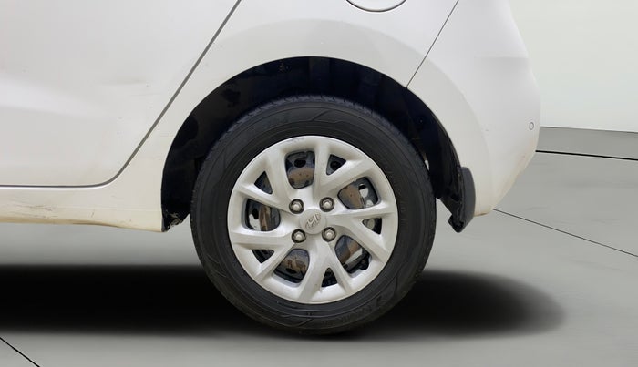 2017 Hyundai Grand i10 SPORTZ 1.2 KAPPA VTVT, Petrol, Manual, 1,36,006 km, Left Rear Wheel