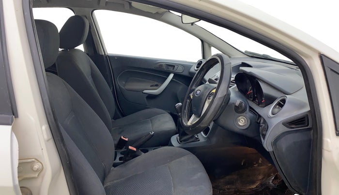 2013 Ford Fiesta STYLE DIESEL, Diesel, Manual, 1,23,128 km, Right Side Front Door Cabin