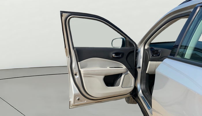 2017 Jeep Compass LIMITED 1.4 PETROL AT, Petrol, Automatic, 73,279 km, LHS Front Door