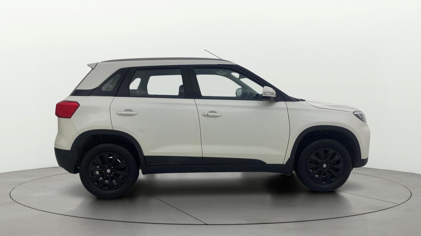 2022 Maruti Vitara Brezza ZXI, Petrol, Manual, 78,193 km, Right Side View
