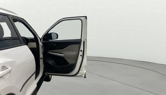 2021 Nissan MAGNITE XE, Petrol, Manual, 37,291 km, RHS Front Door