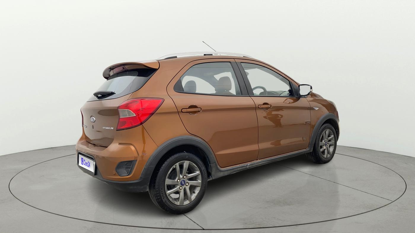2018 Ford FREESTYLE TITANIUM 1.2 PETROL, Petrol, Manual, 88,346 km, Right Back Diagonal