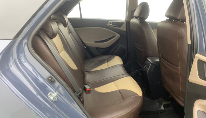 2015 Hyundai Elite i20 ASTA 1.2, Petrol, Manual, 49,278 km, Right Side Rear Door Cabin