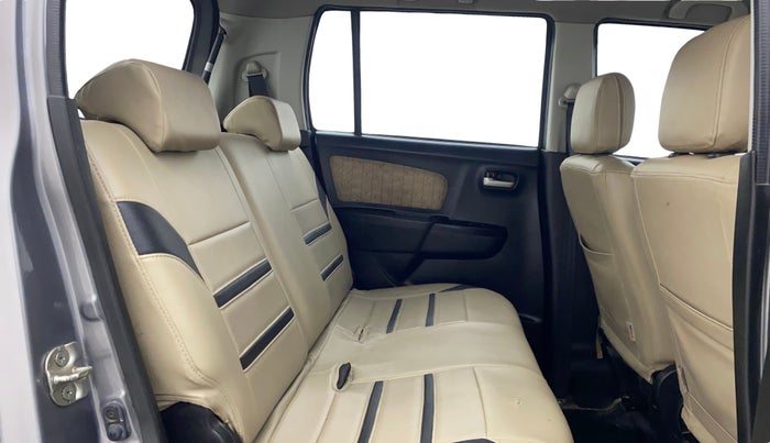 2017 Maruti Wagon R 1.0 VXI AMT, Petrol, Automatic, 41,050 km, Right Side Rear Door Cabin