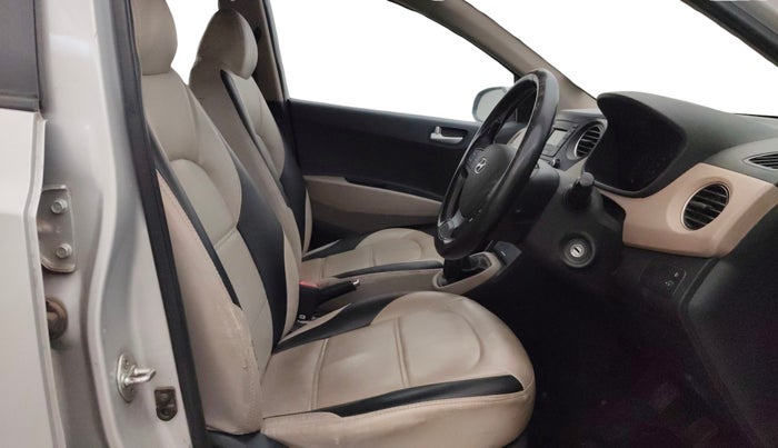 2017 Hyundai Xcent S 1.2, Petrol, Manual, 86,838 km, Right Side Front Door Cabin