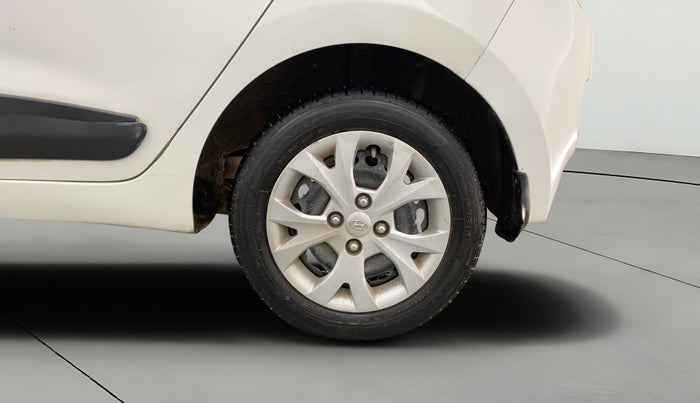 2014 Hyundai Grand i10 SPORTZ AT 1.2 KAPPA VTVT, Petrol, Automatic, 44,880 km, Left Rear Wheel