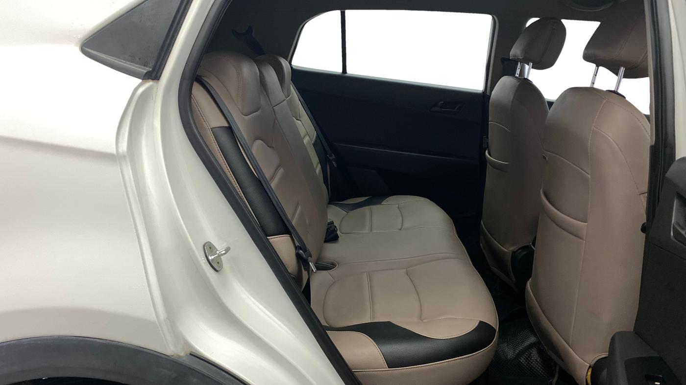 2015 Hyundai Creta BASE 1.6 PETROL, Petrol, Manual, 50,019 km, Right Side Rear Door Cabin