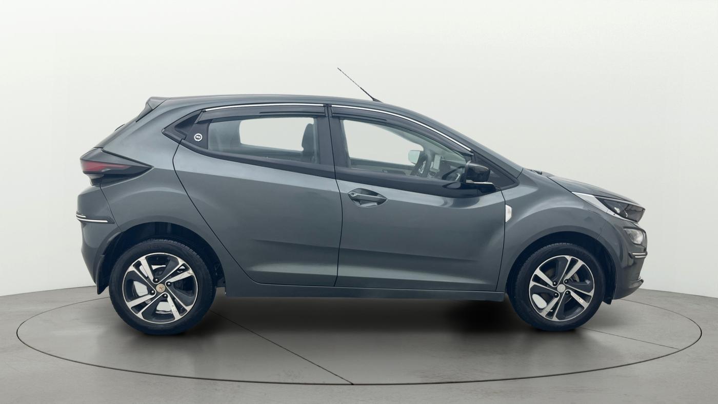 2023 Tata ALTROZ XZ DIESEL, Diesel, Manual, 47,496 km, Right Side View