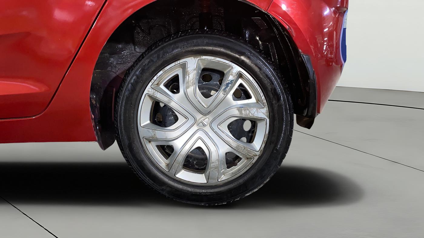2022 Tata ALTROZ XM PLUS PETROL, Petrol, Manual, 26,300 km, Left Rear Wheel