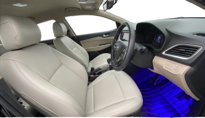 2019 Hyundai Verna 1.6 VTVT SX, Petrol, Manual, 25,310 km, Right Side Front Door Cabin