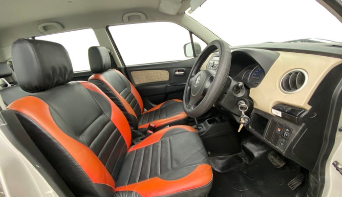 2017 Maruti Wagon R 1.0 VXI AMT, Petrol, Automatic, 17,765 km, Right Side Front Door Cabin