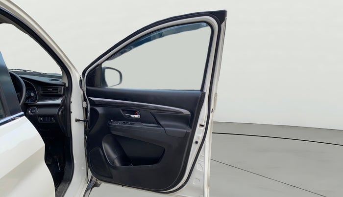 2021 Maruti XL6 ZETA MT, Petrol, Manual, 52,393 km, RHS Front Door