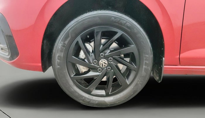 2025 Volkswagen VIRTUS GT Line 1.0L TSI AT, Petrol, Automatic, 5,719 km, Left Front Wheel