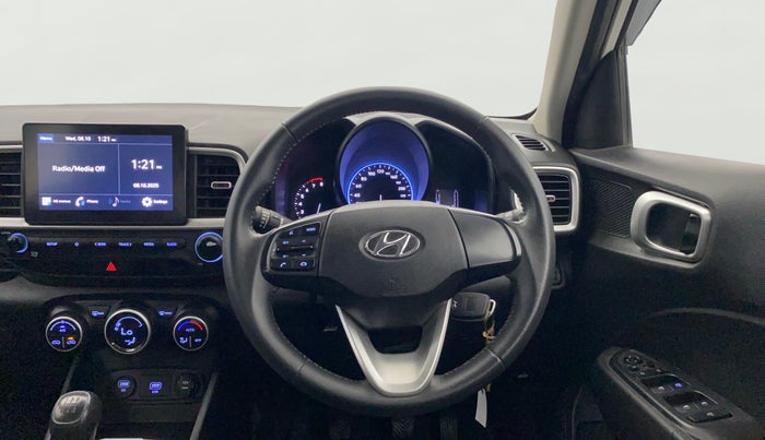 2021 Hyundai VENUE S+ 1.2, Petrol, Manual, 40,817 km, Steering Wheel Close Up