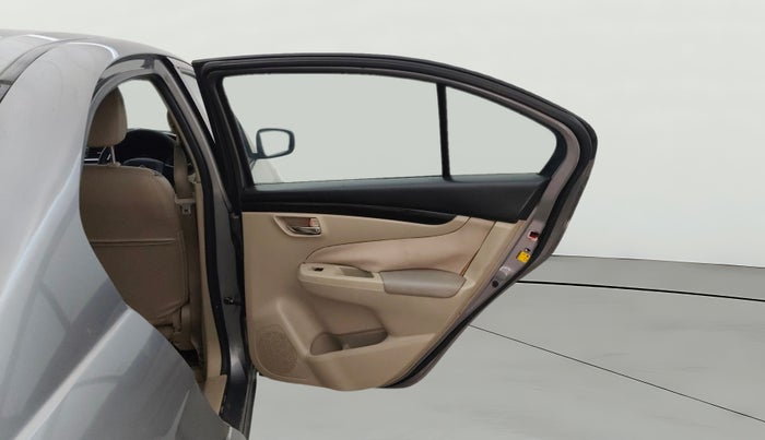 2016 Maruti Ciaz VXI+, Petrol, Manual, 1,24,512 km, RHS Rear Door