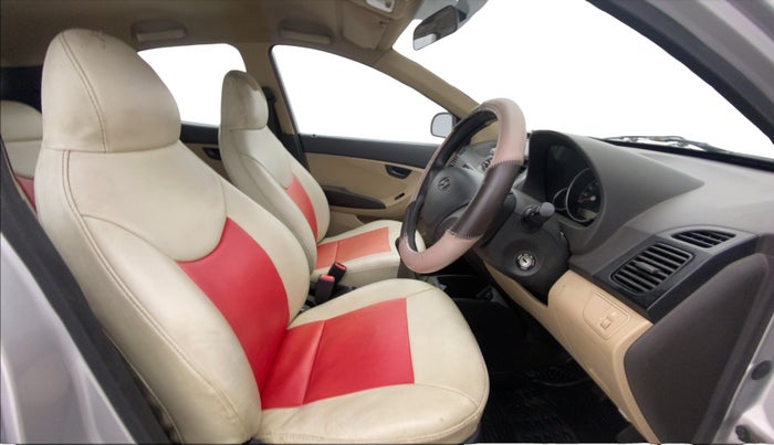 2013 Hyundai Eon MAGNA +, Petrol, Manual, 27,526 km, Right Side Front Door Cabin