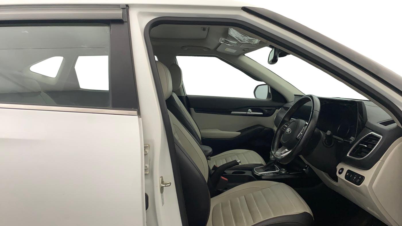2020 KIA SELTOS GTX PLUS DCT 1.4 PETROL, Petrol, Automatic, 72,600 km, Right Side Front Door Cabin