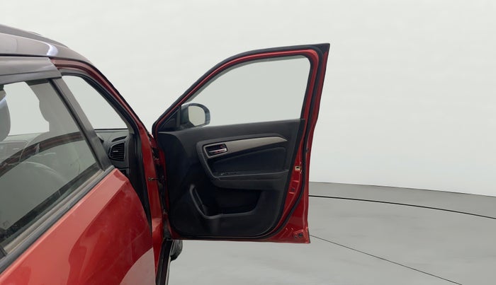 2019 Maruti Vitara Brezza ZDI PLUS AMT, Diesel, Automatic, 29,854 km, RHS Front Door