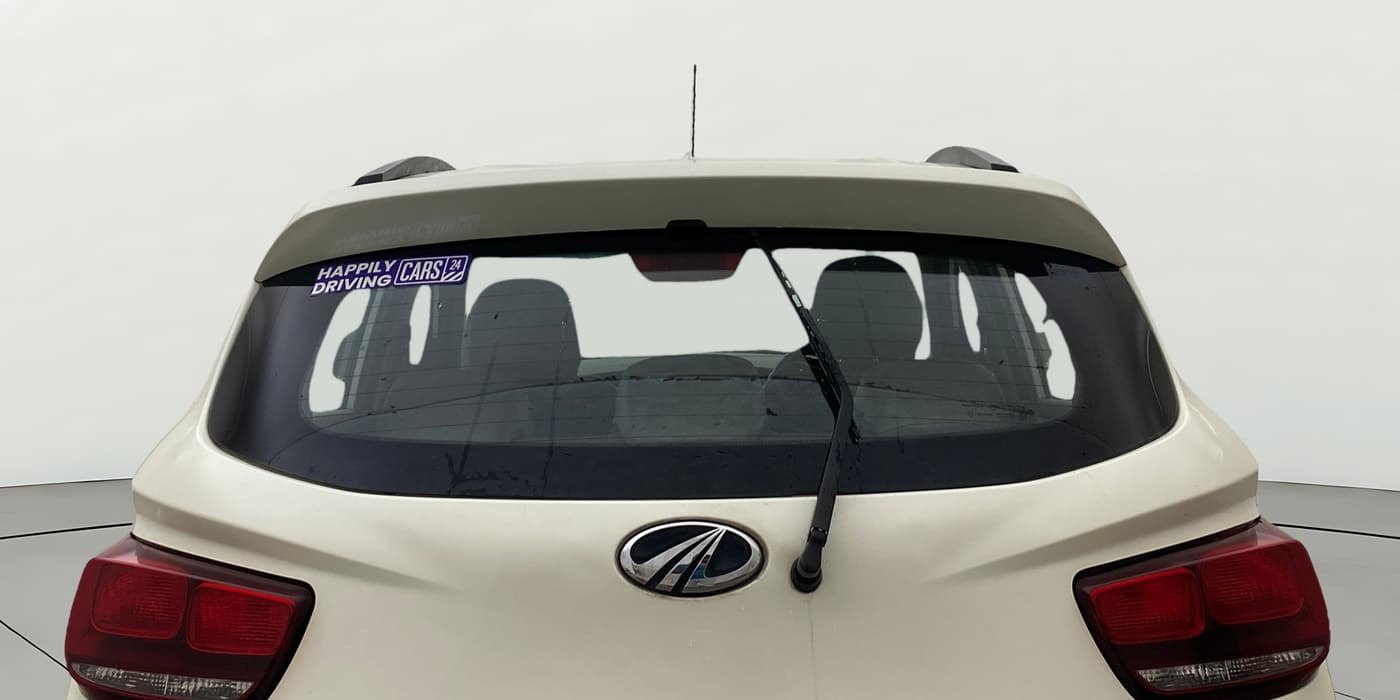 2016 Mahindra Kuv100 K6 D 5 STR, Diesel, Manual, 64,018 km, Rear Windshield