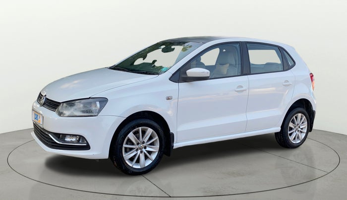 2015 Volkswagen Polo HIGHLINE1.2L, Petrol, Manual, 50,809 km, Left Front Diagonal