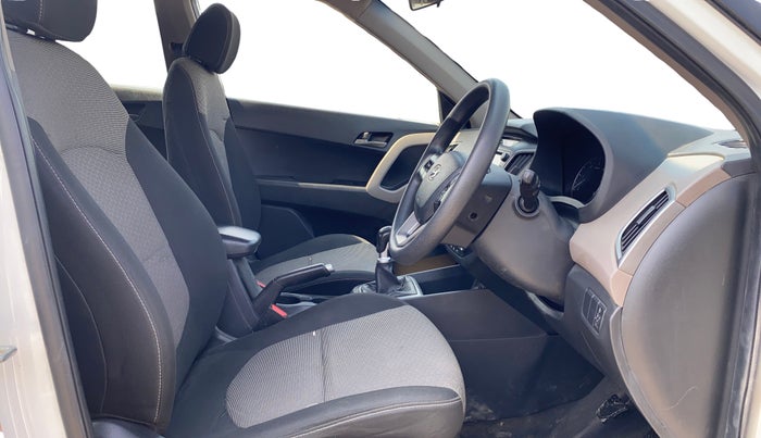 2017 Hyundai Creta SX PLUS 1.6 DIESEL, Diesel, Manual, 1,24,911 km, Right Side Front Door Cabin