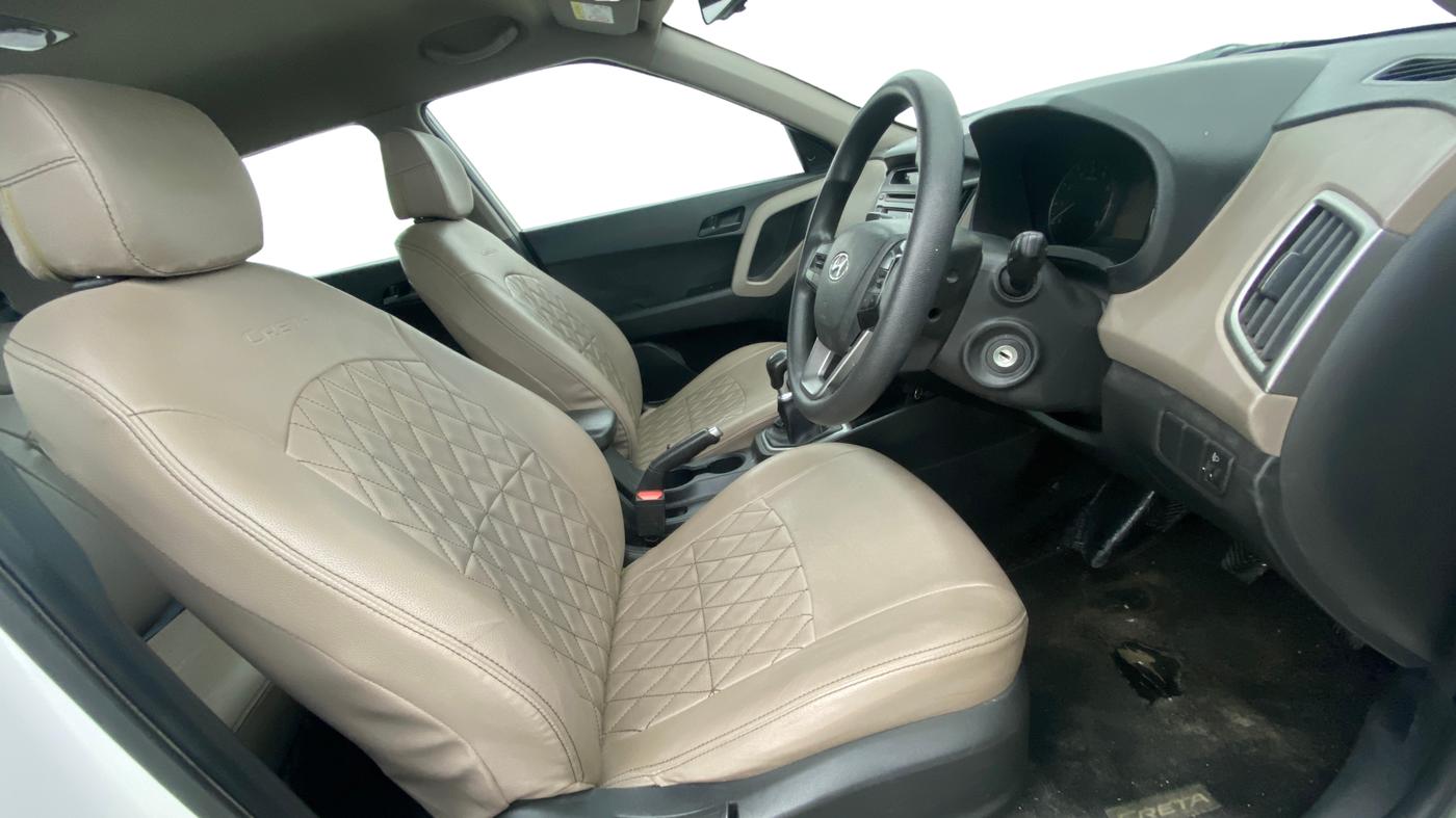 2017 Hyundai Creta E PLUS 1.6 PETROL, Petrol, Manual, 35,825 km, Right Side Front Door Cabin