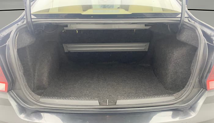 2018 Volkswagen Vento HIGHLINE PLUS 1.5 AT 16 ALLOY, Diesel, Automatic, 57,330 km, Boot Open Zoomed View
