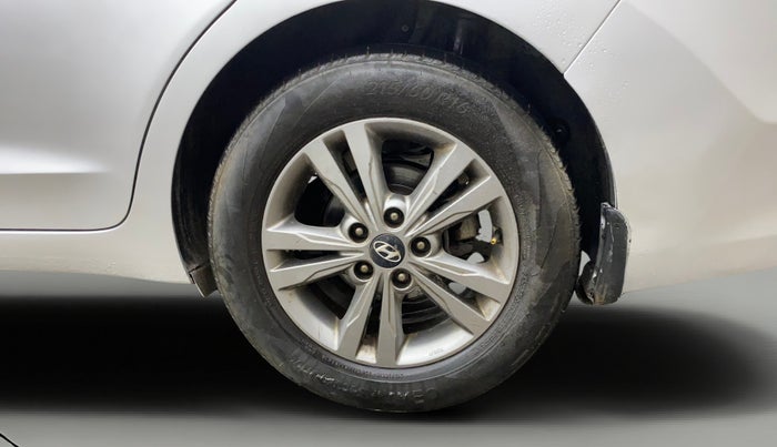 2018 Hyundai New Elantra 1.6 SX (O) AT DIESEL, Diesel, Automatic, 81,971 km, Left Rear Wheel