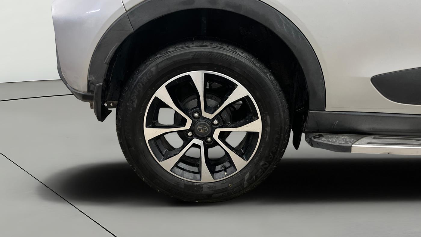 2020 Tata NEXON XZ PLUS PETROL, Petrol, Manual, 17,305 km, Right Rear Wheel