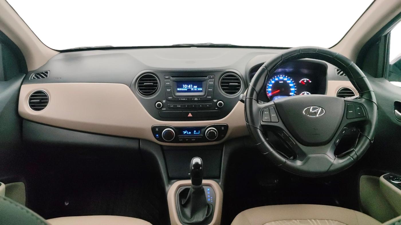 2016 Hyundai Xcent SX AT 1.2 (O), Petrol, Automatic, 31,826 km, Dashboard